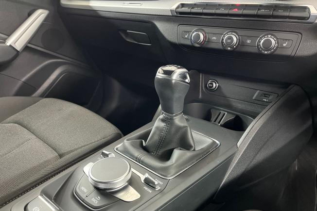 AUDI Q2 Photo 23