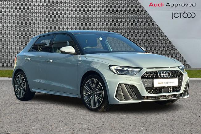 AUDI A1 Photo 1