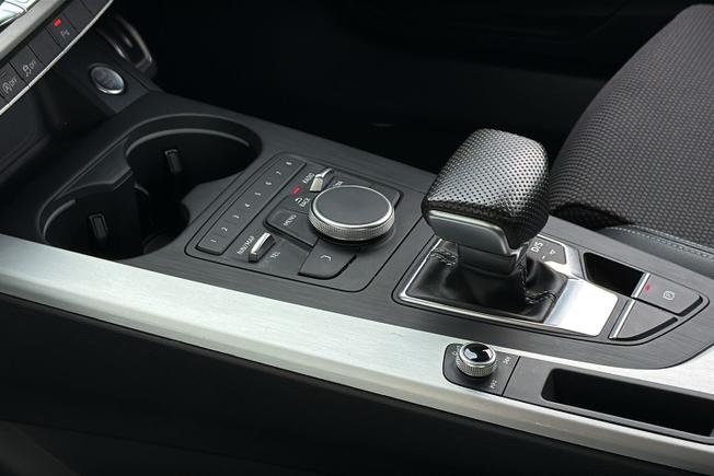 Audi A4 Avant Photo 45