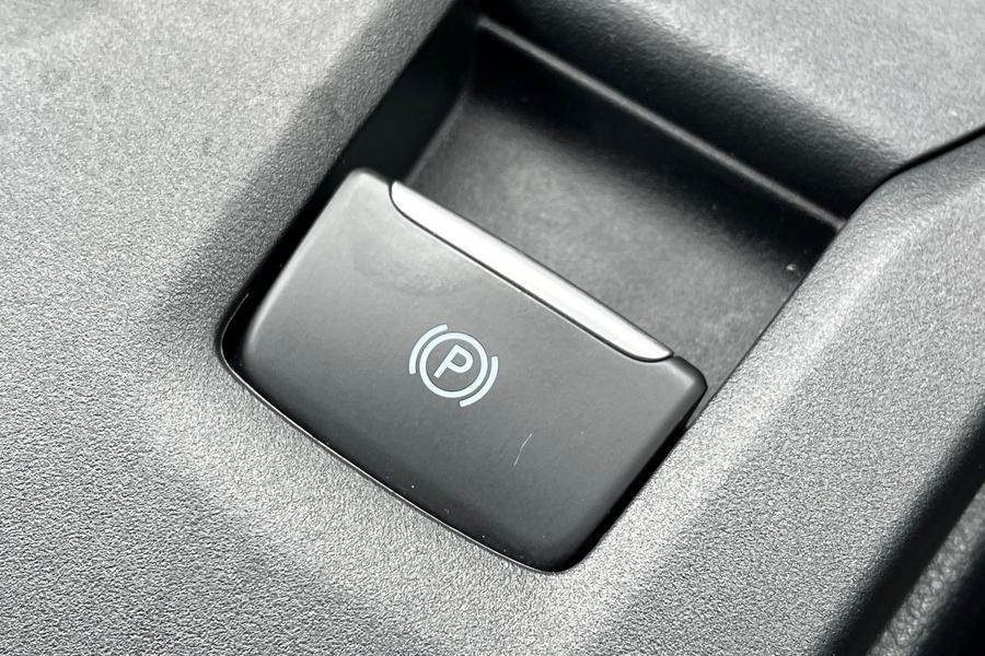 Ford RANGER Photo autoimg-33fe48a47911cea94179b18bba25b5601cf9f3c0.jpg