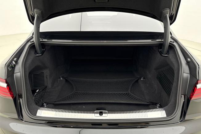 Audi A8 Photo 12