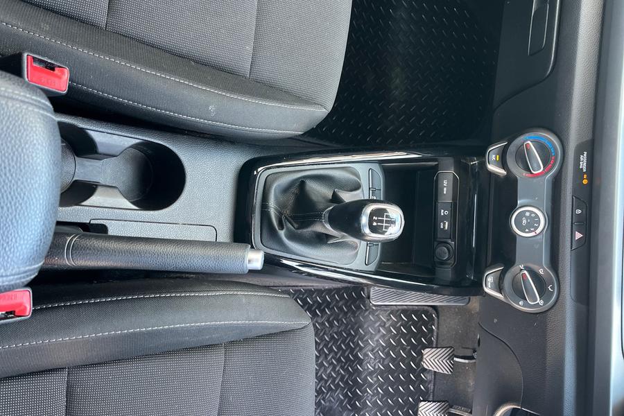 Kia Rio Photo autoimg-34004cf18a624520f16f5073472349e11959ff39.jpg