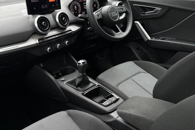 AUDI Q2 Photo 25