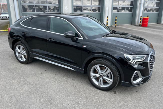 AUDI Q3 Photo 53