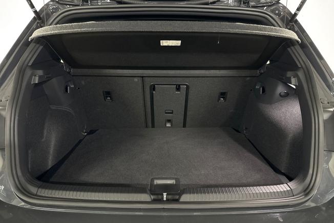 VOLKSWAGEN Golf Photo 12