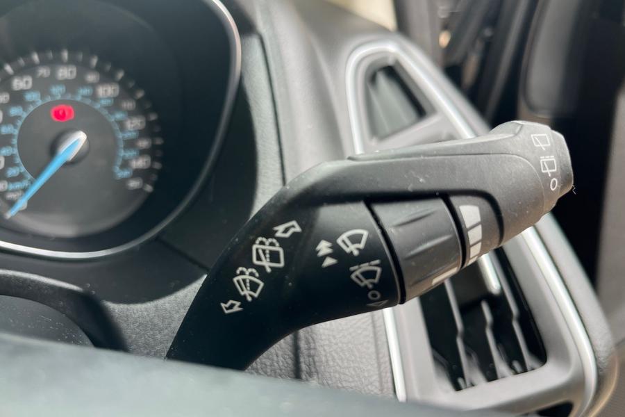 Ford Focus Photo autoimg-340d99883e9d58b3302879750ddbc46d1581ba2a.jpg