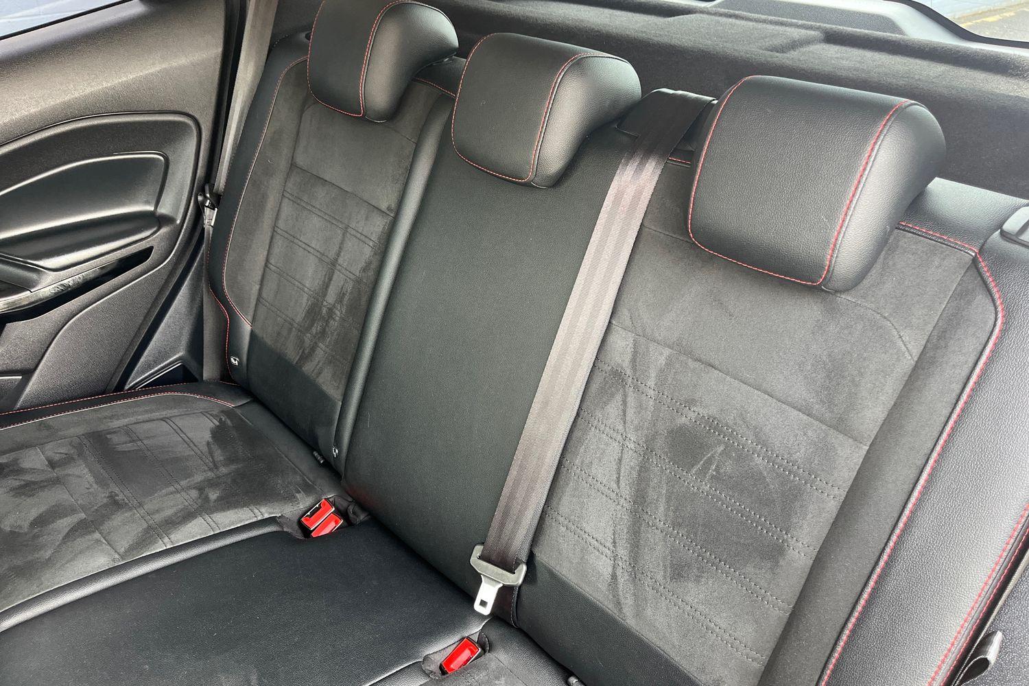 Ford ECOSPORT Photo 19