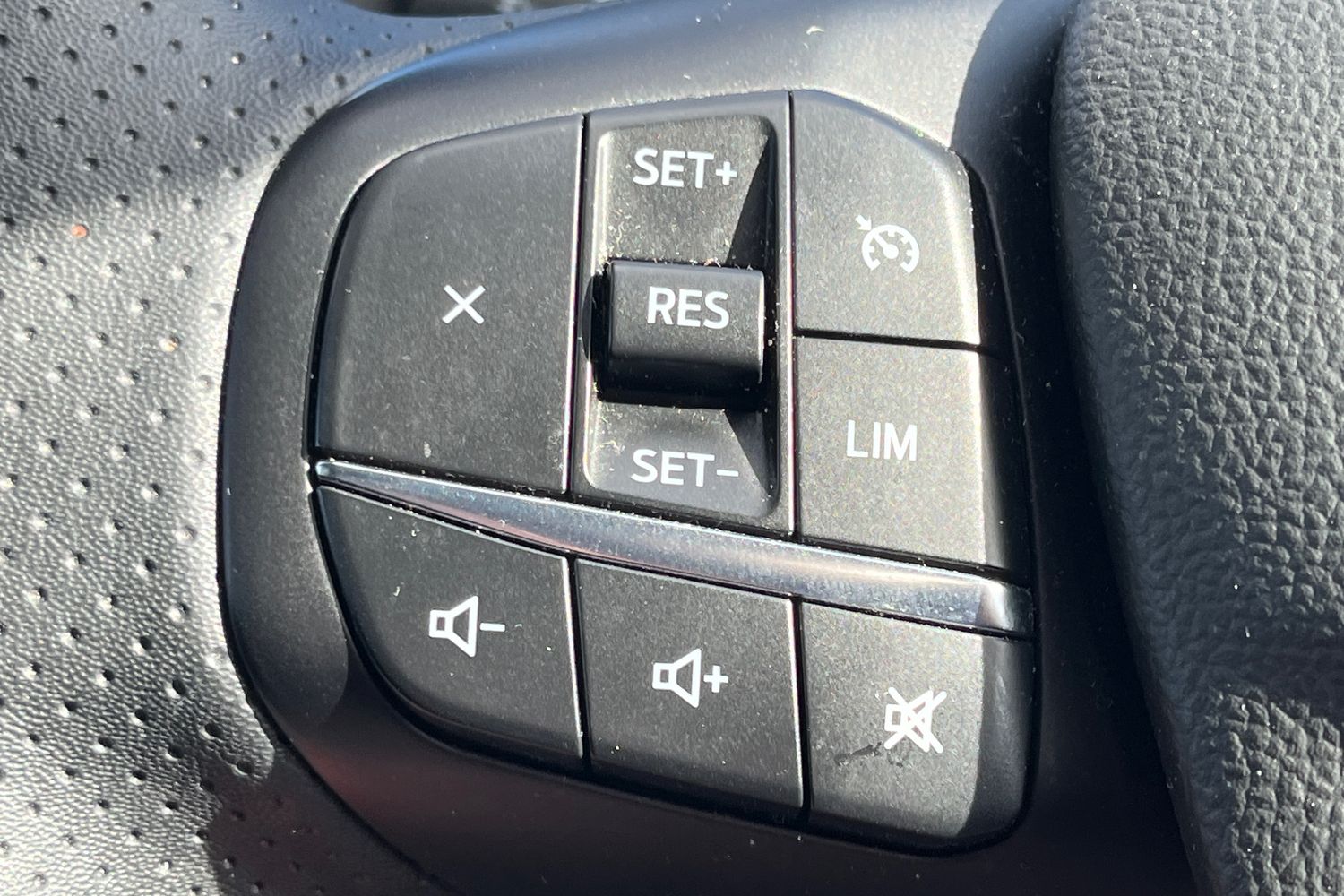 Ford KUGA Photo 41