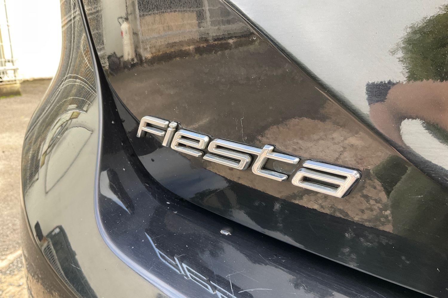 Ford FIESTA Photo 38