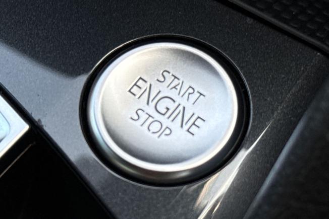 VOLKSWAGEN Tiguan Photo 23