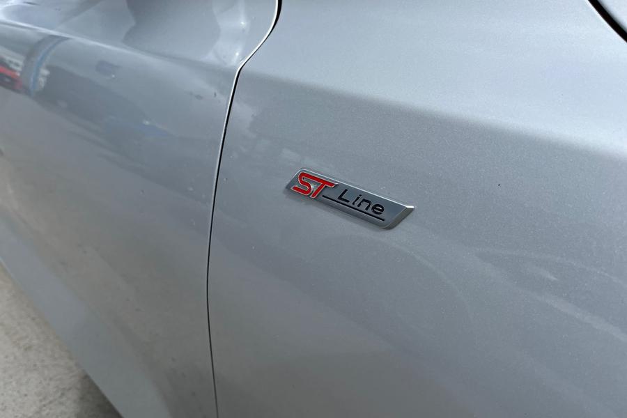 Ford FOCUS Photo autoimg-3417a923292e912f993819e6b0a95a17d10a71c4.jpg