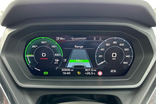 AUDI Q4 E-Tron Photo 15