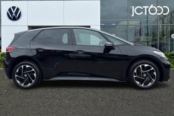 VOLKSWAGEN ID.3 Photo 4