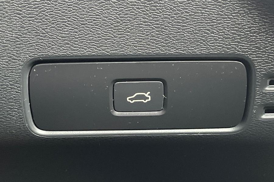 Volvo XC40 Photo autoimg-3419340f62de2d5006ecc39f98da878d260bff4b.jpg
