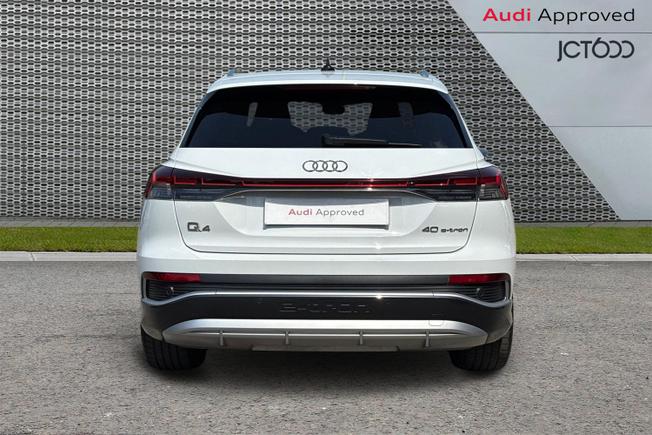 AUDI Q4 E-Tron Photo 7
