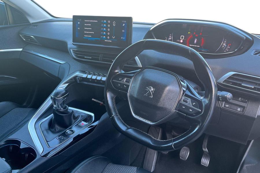 Peugeot 5008 Photo autoimg-341ffb8d125f0223ae8c44ad85025a4e15493e32.jpg