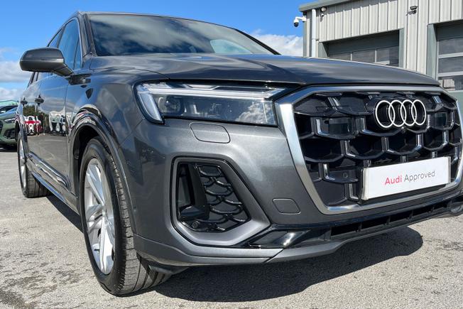 Audi Q7 Photo 19