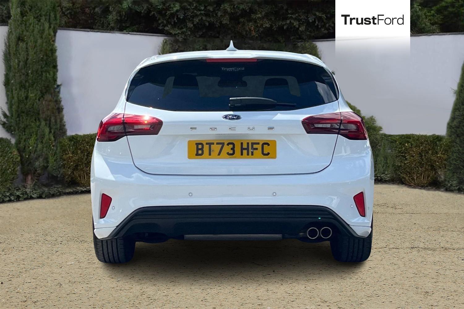 Ford Focus Photo 6