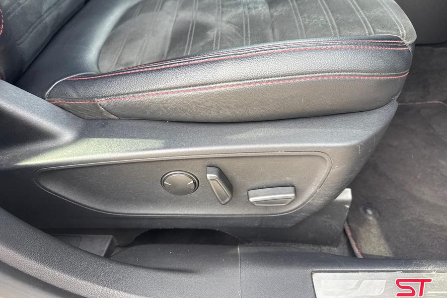 Ford KUGA Photo autoimg-342872c5b8d404cc4138ea3778ff3e59ac71da32.jpg