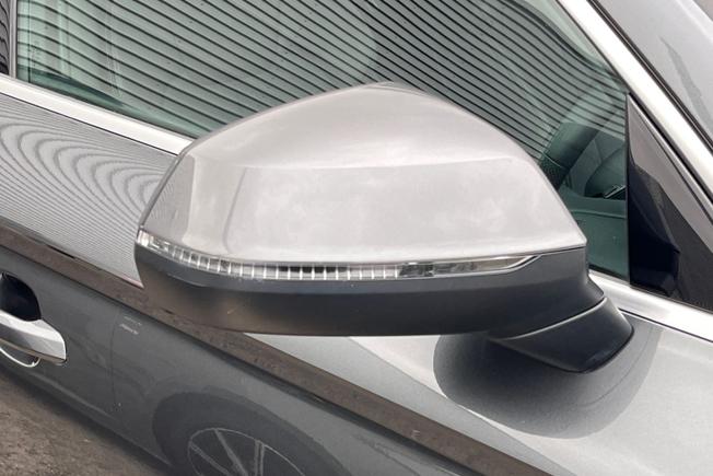 AUDI Q5 Photo 21