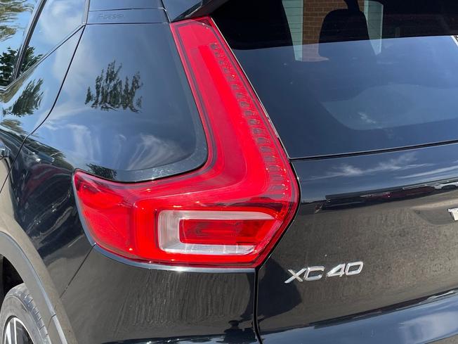 VOLVO Xc40 Photo 18