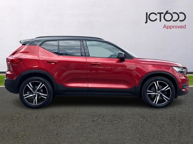 VOLVO Xc40 Photo 4