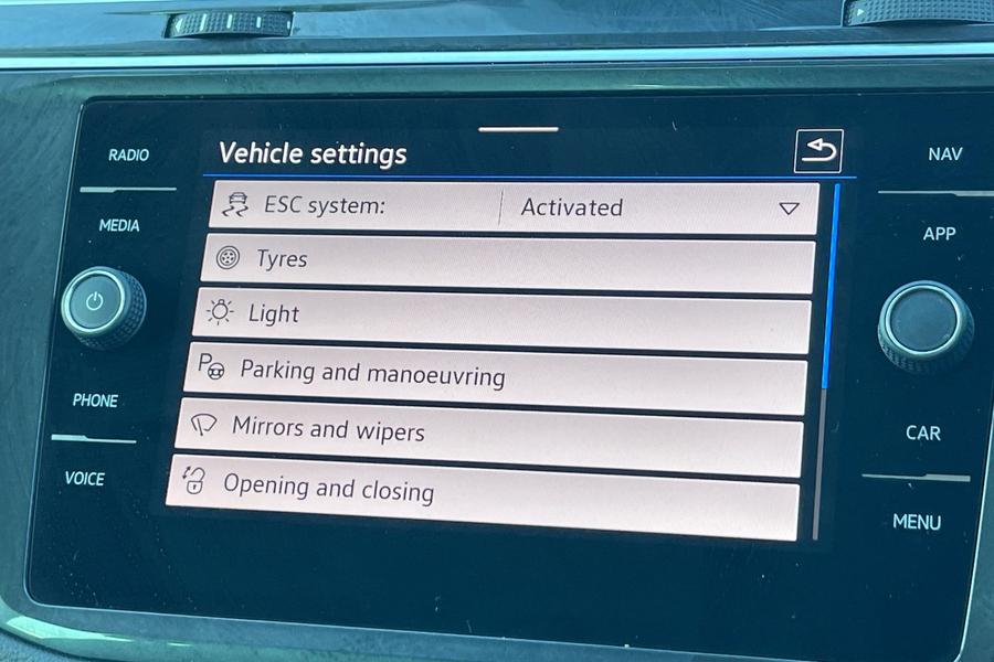Volkswagen TIGUAN Photo autoimg-343041ddf833fb4e2b81a08a6c5f0907667c6459.jpg
