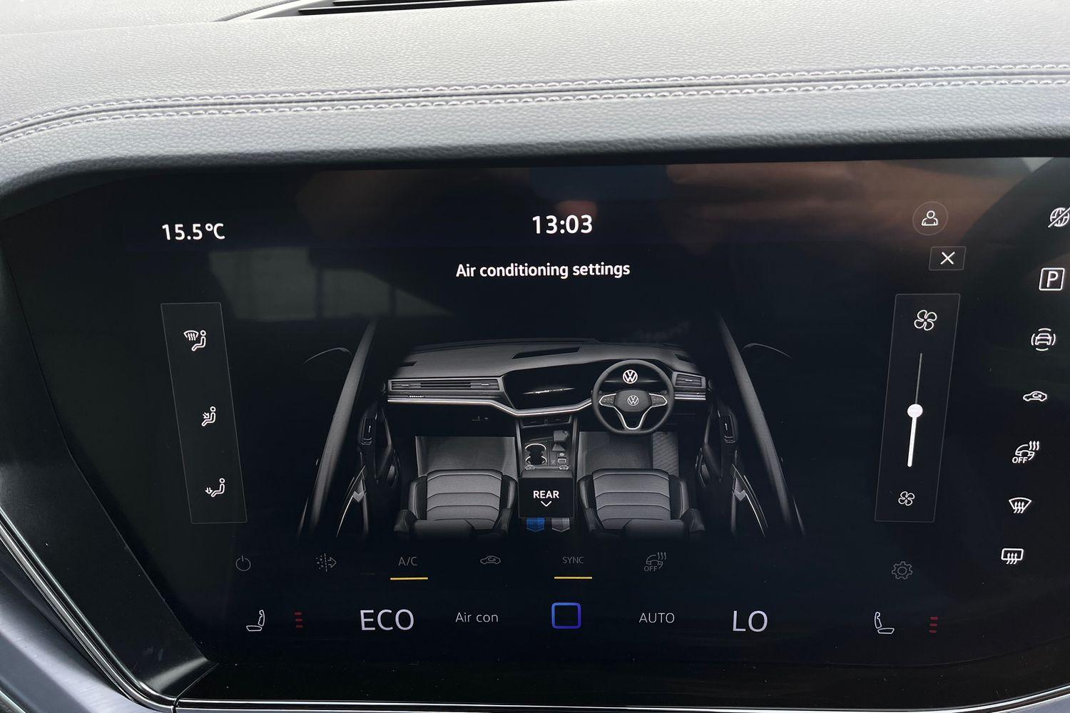 Volkswagen TOUAREG Photo 38