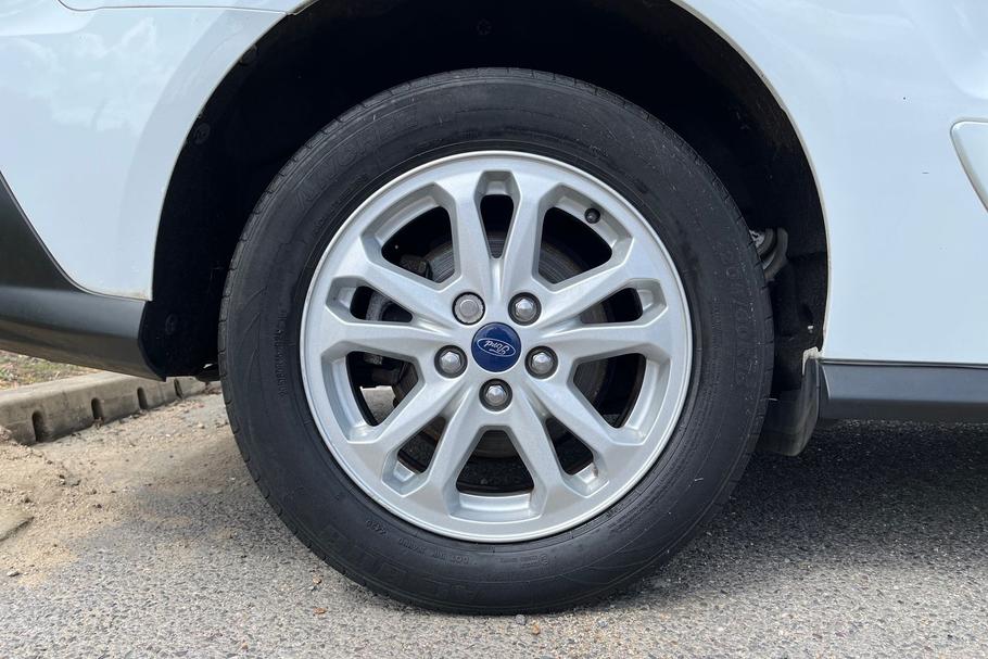 Used FORD TRANSIT CONNECT KV69WTJ 24