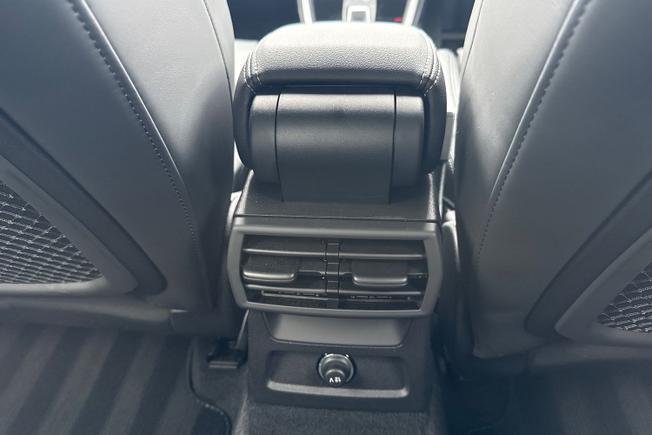 AUDI S3 Photo 49