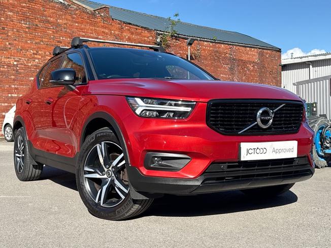 VOLVO Xc40 Photo 23