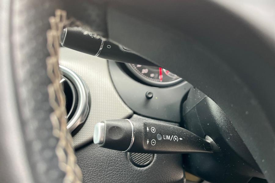 Mercedes-Benz GLA Photo autoimg-343ca7bd63f3fab81f5cc0195670b7b4cb480313.jpg