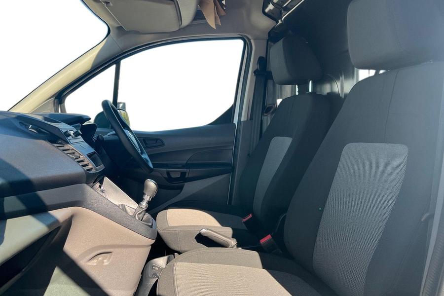 Ford TRANSIT CONNECT Photo autoimg-3440283dbe6f7a365bb013f968e8e7471d0a5fb0.jpg