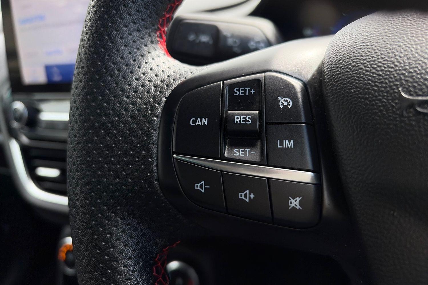 Ford Fiesta Photo 24