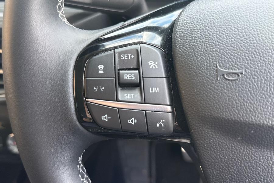Ford KUGA Photo autoimg-344449d9a09216e4030163afaced84ed43789ddf.jpg