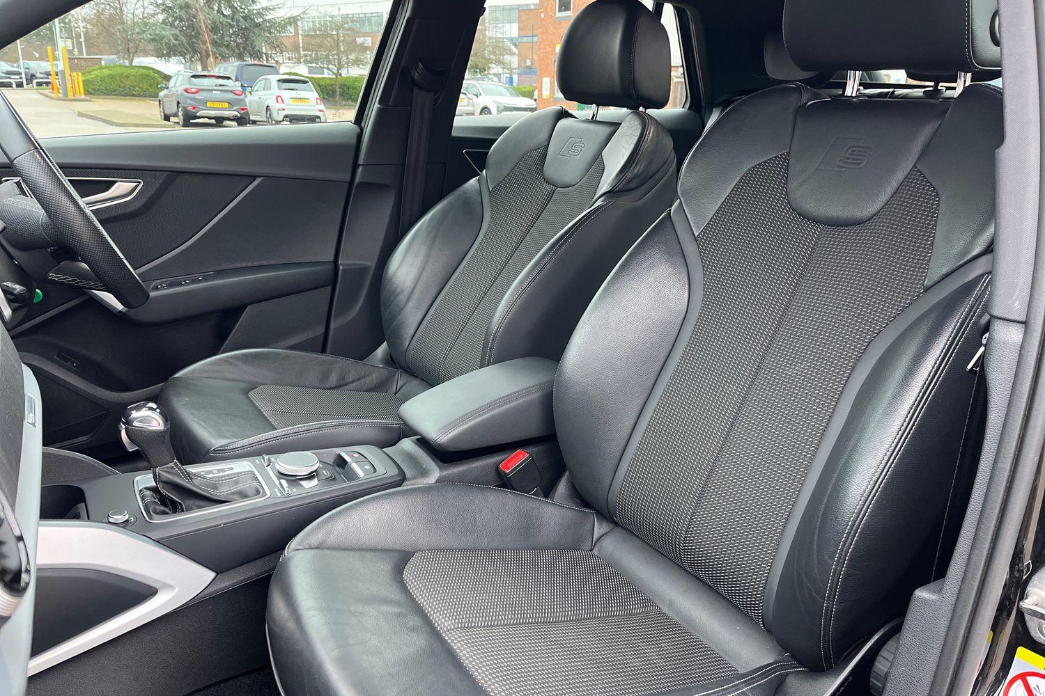 Audi Q2 Photo 18