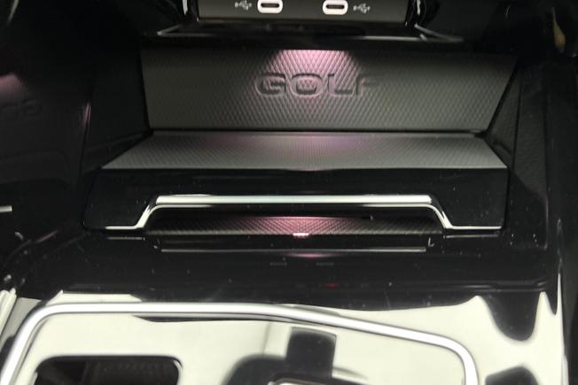 VOLKSWAGEN Golf Photo 35