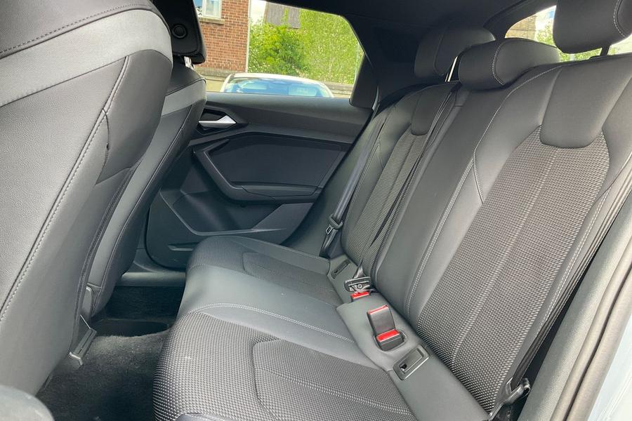 Audi A1 Photo autoimg-3448301426b59b1aa7c4b01aaee3e80ef9040464.jpg