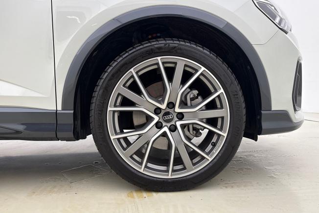 AUDI Q3 Photo 5