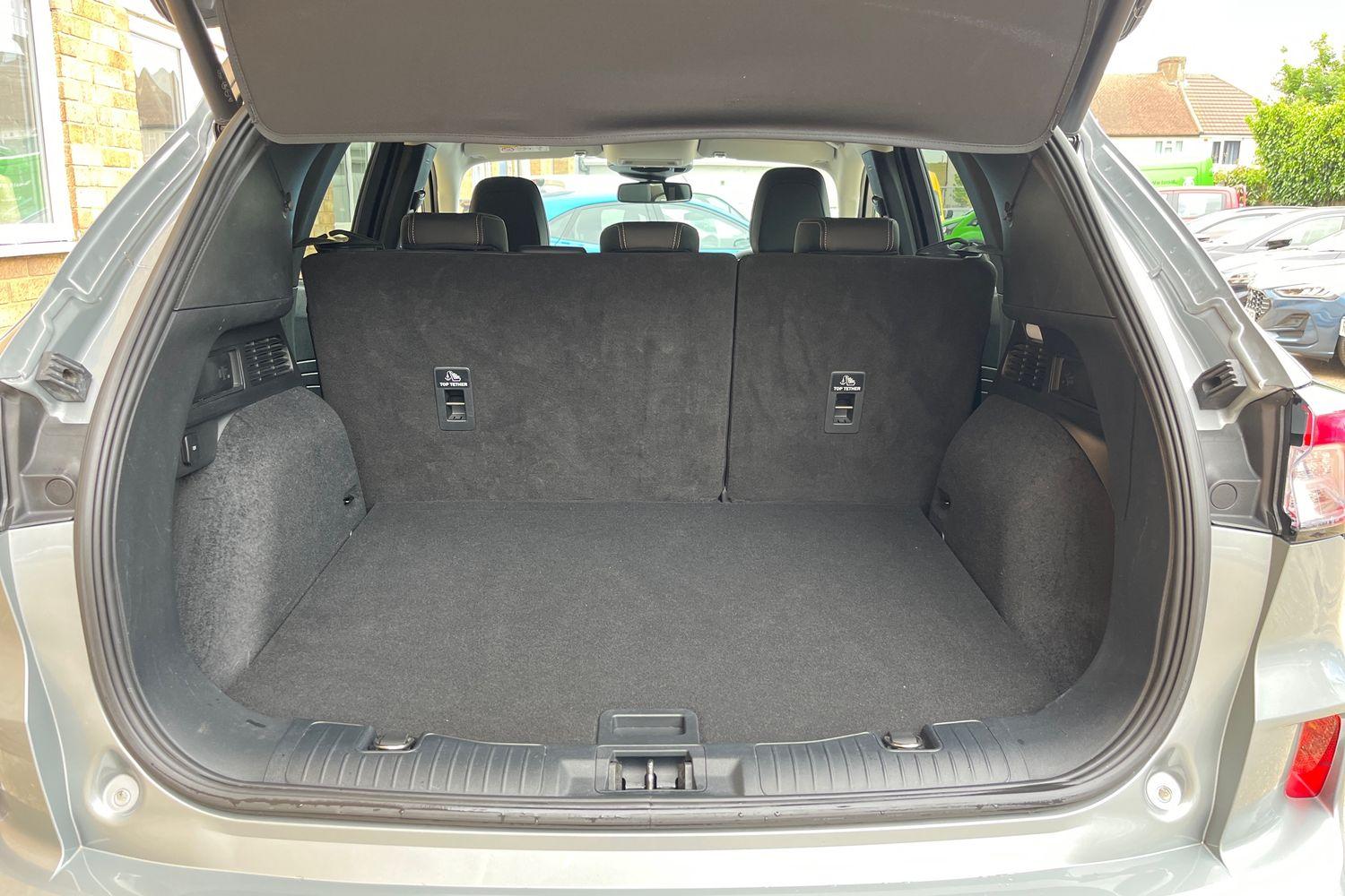 Ford KUGA Photo 20