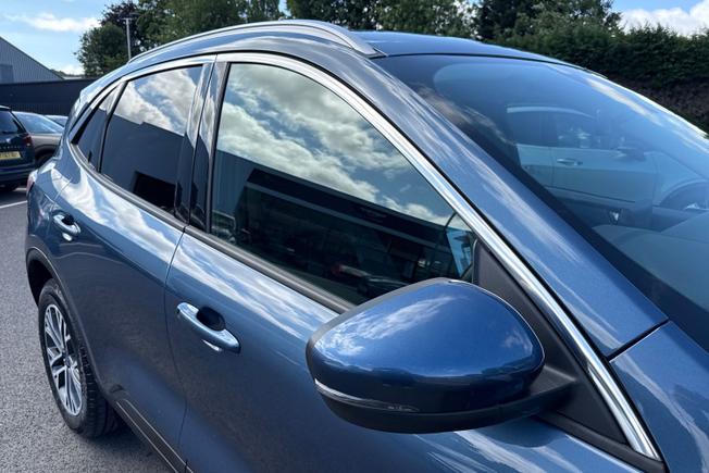 FORD Kuga Photo 20