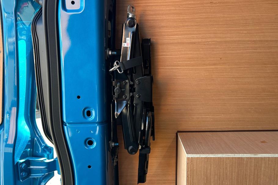 Used FORD TRANSIT CUSTOM WV75SLU 31