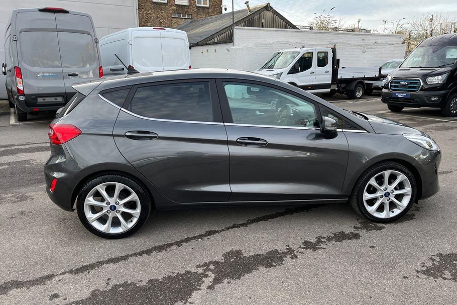 Used Ford FIESTA 36