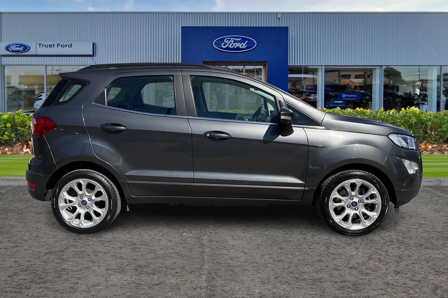 Ford ECOSPORT Photo 2