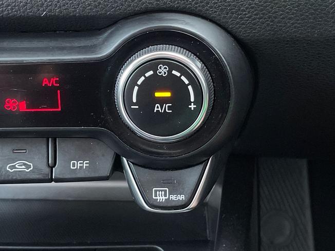 KIA Stonic Photo 47