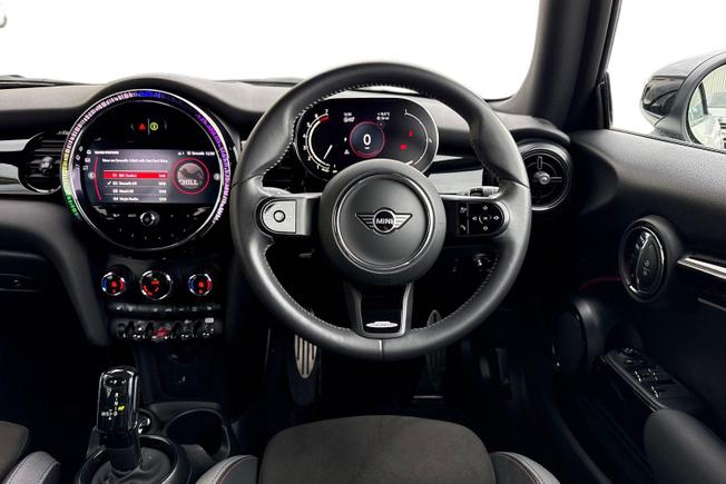 MINI Convertible Photo 11