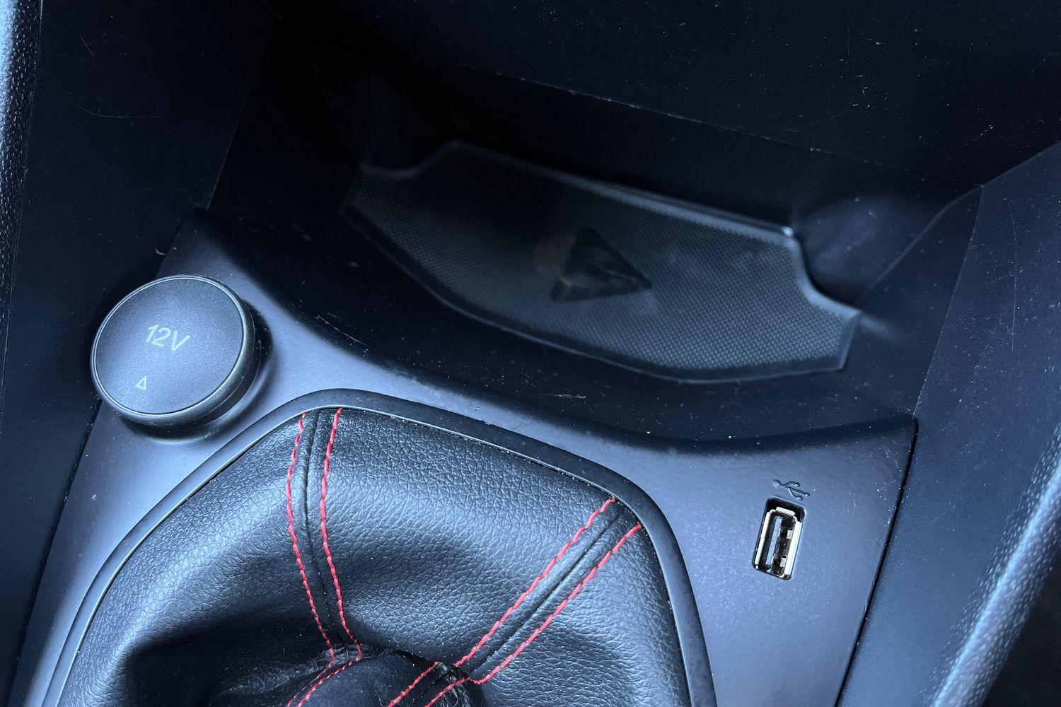 Ford Fiesta Photo 31