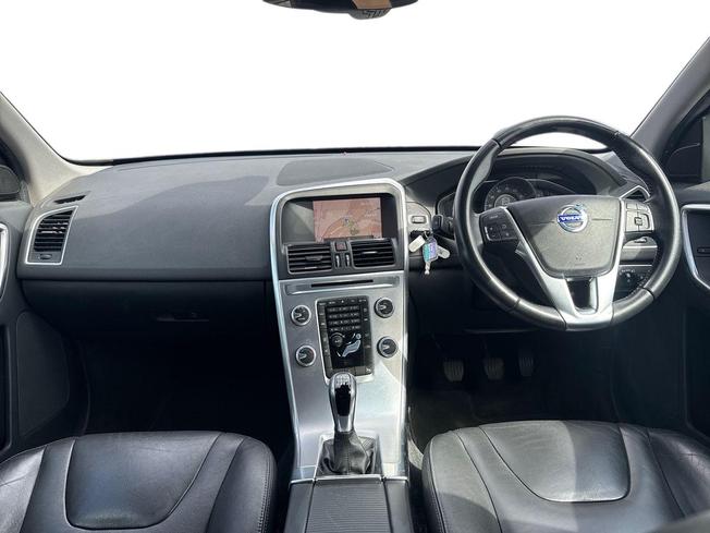 Volvo XC60 Photo 10