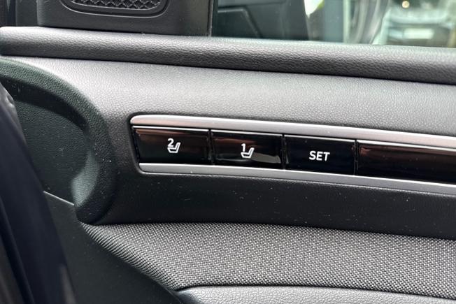 HYUNDAI Tucson Photo 23
