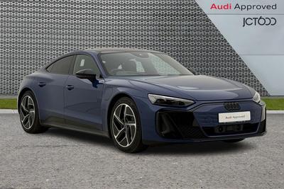 2025 AUDI S E-Tron Gt 105kWh Saloon 4dr Electric Auto quattro (592 ps) at JCT600